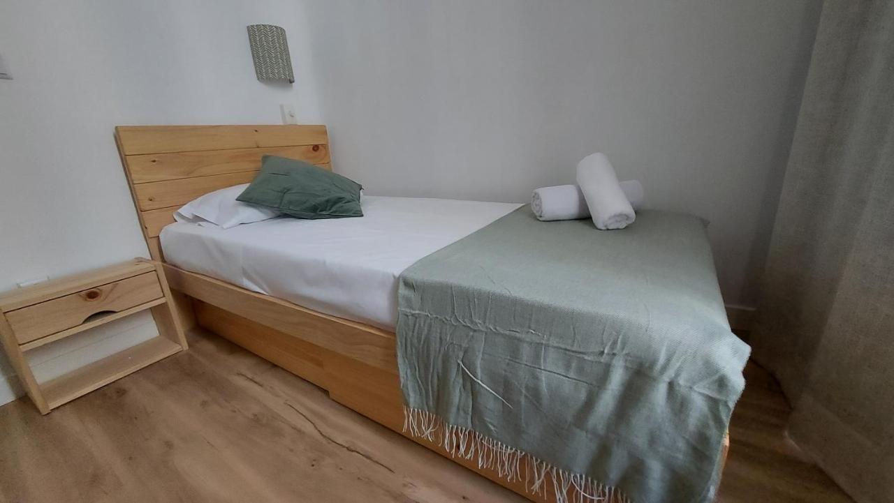 Hostal Andrea Sol Madrid Exterior photo